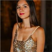 Studentessa della facoltà di giurisprudenza, con diploma classico, offre ripetizioni/aiuto compiti a bambini/studenti delle elementari, delle scuole medie e superiori